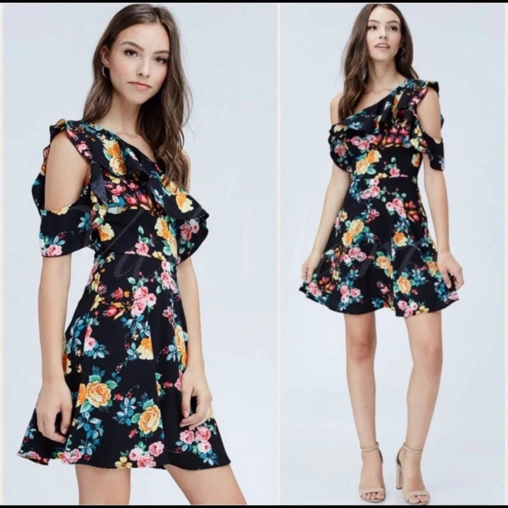Black Floral Cold Shoulder Women’s Mini Dress - Picture 1 of 2